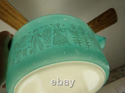 10 Pcs Pyrex Amish Butterprint Casseroles & Lids Turquoise White Complete Set