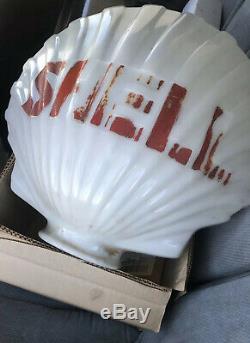 1940's Original Shell Oil Milk Glass Clam Shell Gas Pump Globe Untouched