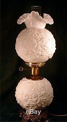 1967 Fenton White Milk Glass Poppy Pattern Crimped Double Ball GWTW Banquet Lamp
