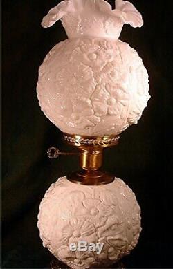 1967 Fenton White Milk Glass Poppy Pattern Crimped Double Ball GWTW Banquet Lamp