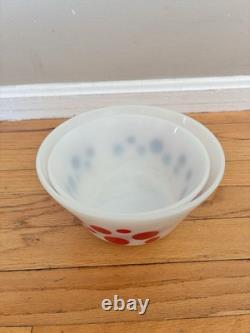 2 Vintage Federal Glass Atomic Polka Dots Bowls Red 8 Green 7 Nice