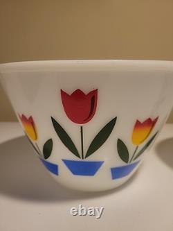 2 Vintage Fire King Tulip Mixing Bowls White Milk Glass 8.5 & 9.5 Wide Nesting