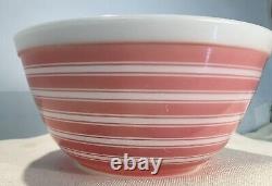2 Vintage PYREX Nesting Bowl PINK RAINBOW STRIPE 1-1/2 Pt & 1-1/2 Qt Oven Ware