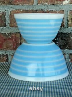 2 Vintage Pyrex Blue Rainbow Stripe Nesting Mixing Bowls USA #401 & #402