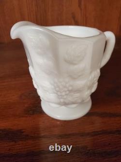 20 Pieces Milk Glass Set Grape Pattern Vintage Anchor Hocking