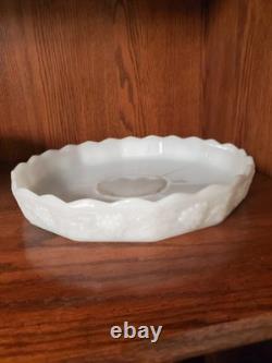 20 Pieces Milk Glass Set Grape Pattern Vintage Anchor Hocking