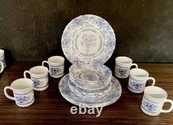 24 Pc Arcopal France Honorine Milk Glass Blue White Scalloped 6 Settings EUC
