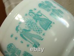 3 Pyrex Amish Butterprint Mixing Bowls 401 402 403 Turquoise White Exc