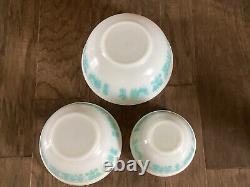 3 Vintage PYREX Amish Butterprint Turquoise On White Nesting Bowls #401 402 403