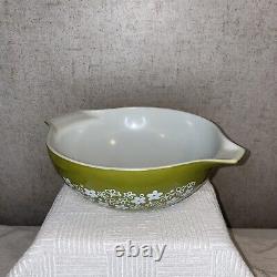 3 Vintage Pyrex Green White Floral Mixing Bowls
