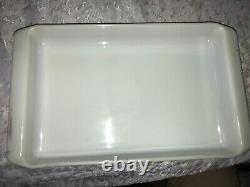 3pc PYREX 933 043 with Lid & 473 BUTTERFLY GOLD Milk Glass CASSEROLE Set YELLOW