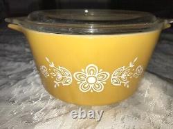 3pc PYREX 933 043 with Lid & 473 BUTTERFLY GOLD Milk Glass CASSEROLE Set YELLOW