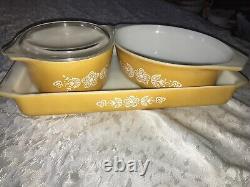 3pc PYREX 933 043 with Lid & 473 BUTTERFLY GOLD Milk Glass CASSEROLE Set YELLOW