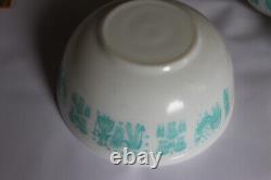 4 Pc Set Pyrex Amish Butterprint Mixing Bowls Turquoise White 401 402 403 404