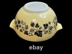 4 Vtg Pyrex Gooseberry Yellow, Black & White Cinderella Mixing Bowls #441-444