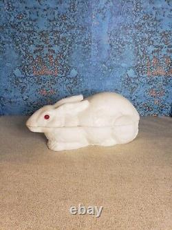 #62 Antique Milk Glass Att. Rabbit