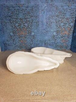 #62 Antique Milk Glass Att. Rabbit