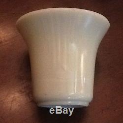 Akro Agate Very Rare WHITE Smooth Top SEVEN Dart Flower Pot SIGNED MILK GLASS