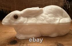 Antique 19c Large Atterbury Rabbit W Amethyst Glass Eyes Covered Milk Glass Box