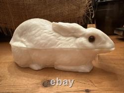 Antique 19c Large Atterbury Rabbit W Amethyst Glass Eyes Covered Milk Glass Box