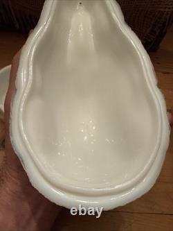 Antique 19c Large Atterbury Rabbit W Amethyst Glass Eyes Covered Milk Glass Box