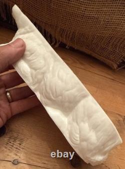 Antique 19c Large Atterbury Rabbit W Amethyst Glass Eyes Covered Milk Glass Box