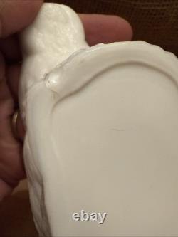 Antique 19c Large Atterbury Rabbit W Amethyst Glass Eyes Covered Milk Glass Box