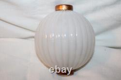 Antique Pleated (Ribbed) Round White Milk Glass Lightning Rod Ball Barnett 3006