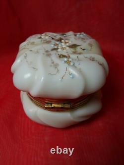 Antique Victorian Wave Crest Opal Glass Powder/ Dresser Box Enameled Flower Rare