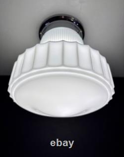 Antique/Vintage 1920's-1930's Art Deco Nouveau White Milk Glass Light Fixture