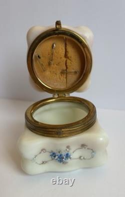 Antique Wave Crest CF Monroe Puffy Eggcrate Hinged Glass Trinket Box Flowers