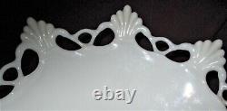 Antique Westmoreland Lace Classic Kitchen Banana Fruit Milk Glass Art Stand Bowl