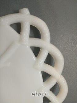 Antique Westmoreland Milk Glass Three Owls Platter 7 3/8 Diameter