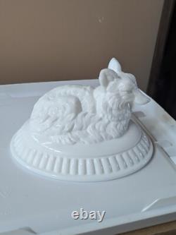 Atterbury Milk Glass Fox On A Nest Lidded Laced Basket Pat. 1889 Hard To Find