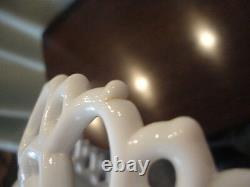 Atterbury Oval Milk Glass Hen On Nest Glass Eyes 7t Antique