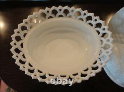 Atterbury Oval Milk Glass Hen On Nest Glass Eyes 7t Antique