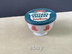 Beautiful Vintage Fire King Milk Glass Tulip Cottage Cheese Bowl Pink withLid