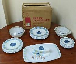 Boxed Pyrex Matchmaker Dinner Service Set 25 Pieces Vintage JAJ 1960s 777 BNIB