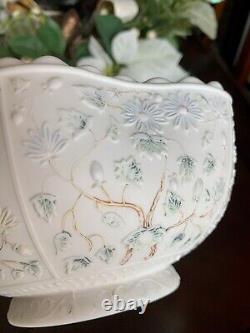 CHALLINOR TAYLOR GLASS CO.'Tree of Life' Milk Glass Bowl U. S. A. C. 1890