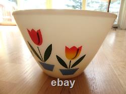 Cl/fire King Oven Ware White Milk Glass Mixing Bowl/tulip/9.5