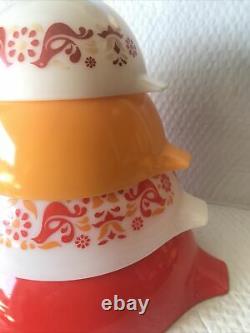 Complete set of 4 Pyrex Friendship Cinderella Mixing Bowls 441 442 443 444