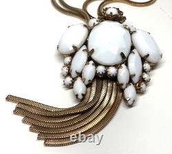 D & E Delizza & Elster Juliana White Milk Glass Rhinestone Dangle Pend Necklace