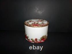 EAPG Victorian Dithridge RAY END, Milk Glass Hand Painted Collar Box c. 1899 RARE