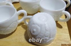 EARLY AMERICAN McKEE THE CONCORD MILK GLASS 14 pc PEDESTAL PUNCHBOWL SET with BOX