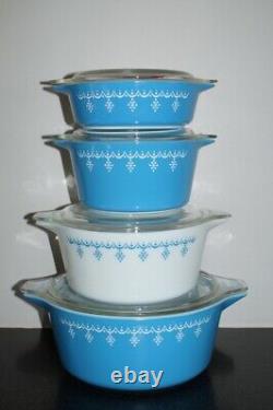 EUC Set of 4 Blue & White Pyrex Snowflake Garland Cinderella Casseroles withLids