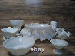 EXCELLENT Milk Glass Collect VINTAGE GRAPES Punch Bowl SET 12 cups Lace Gravy