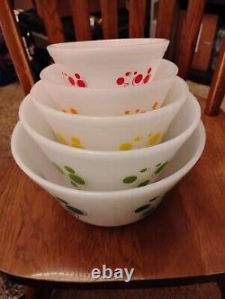 FEDERAL ATOMIC DOT, RARE 5- Piece NESTING BOWLS NEAR MINT CONDITION GORGEOUS