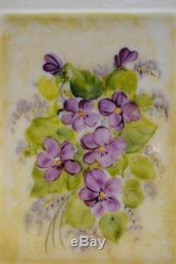 FENTON PICTURE FRAME Milk Glass 1974 LOUISE PIPER Violets in Snow FREEusaSHIP
