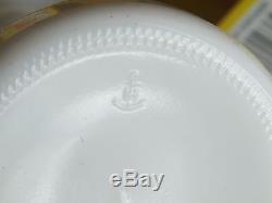 FULL CASE of 36 Anchor Hocking Style W1067 White Milk Glass Candlestick Vases