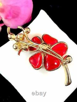 Fabulous 1952 Crown Trifari Goldtone Red White Milk Glass Camellia Flower Brooch